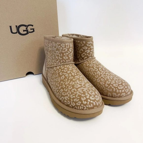 UGG CLASSIC MINI SNOW LEOPARD BOOTS main image 6